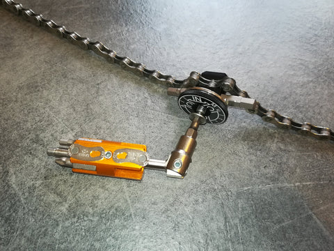 bicycle chain breaker