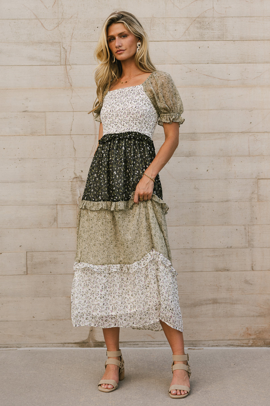 Image of Riann Tiered Midi Dress