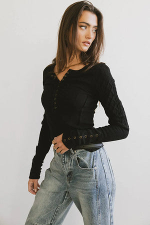 Naomi Cable Knit Sleeve Top in Black - böhme