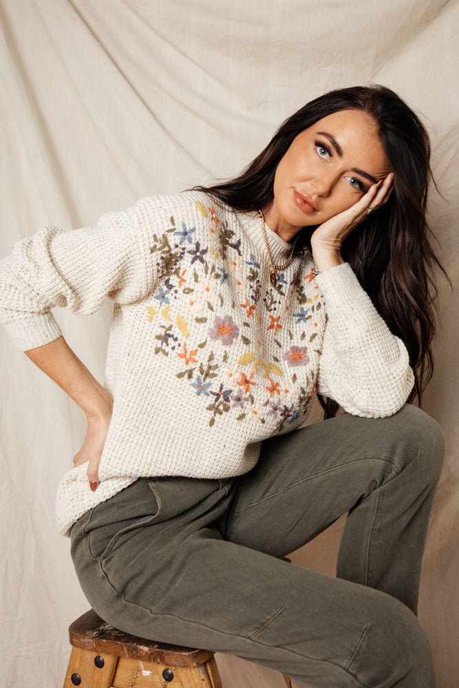 Embroidered Floral Sweater - böhme