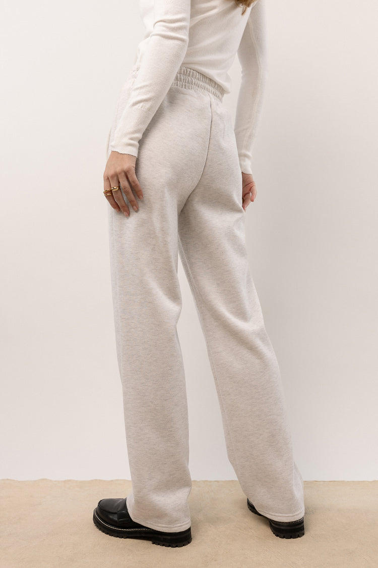 Vero Moda Dinah Sweatpants in Grey - böhme