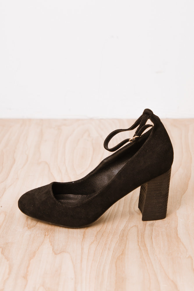 black heel sale