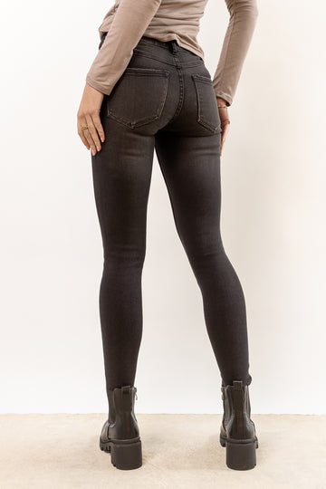 Denim Jeans: Shop Flare, Straight Leg & Wide-Leg Fits for Women | böhme