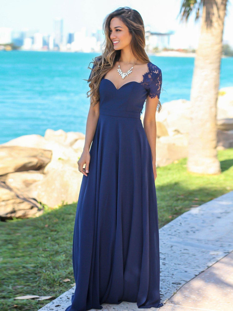 sweetheart neckline bridesmaid dress