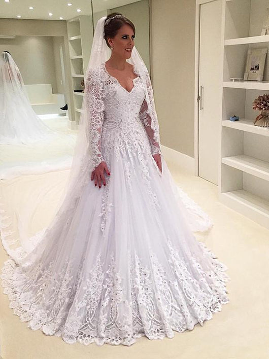 Romantic Lace Halter Neckline A-line Wedding Dresses With