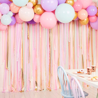 Pastel Streamer Party Backdrop – The Giftshack