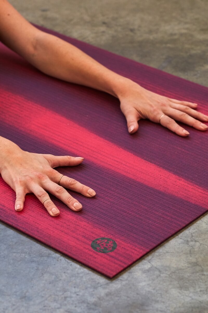manduka prolite yoga mat