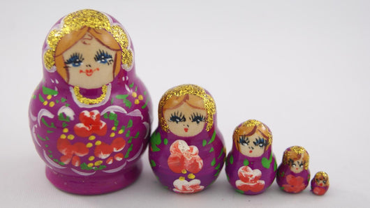 mini nesting dolls