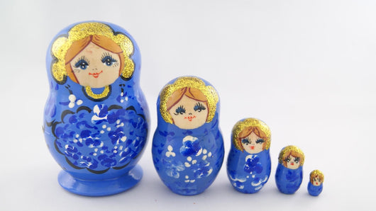 mini nesting dolls