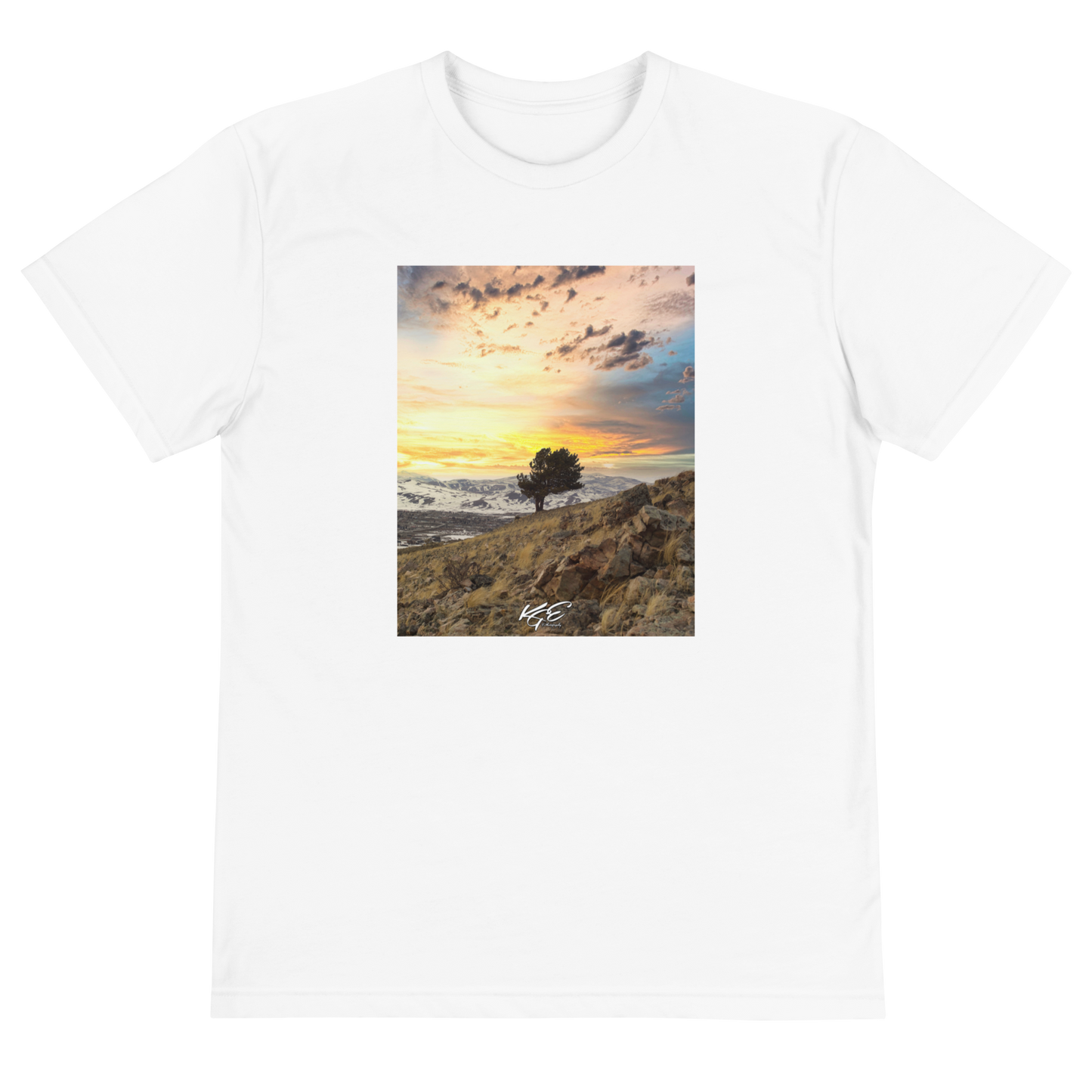 (New) Granby Lone Tree - Sustainable T-Shirt