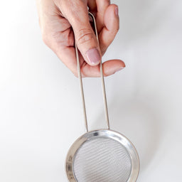 3 inch stainless steel strainer to create and brew an authentic cup of chai. 