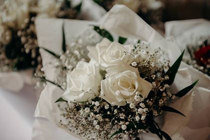 Lee's Bridesmaid posy, white roses