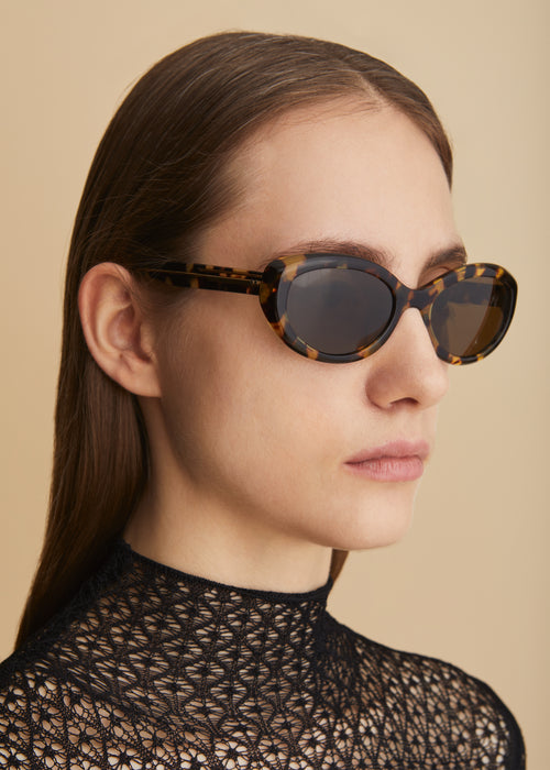 The KHAITE x Oliver Peoples 1969C in Vintage DTB