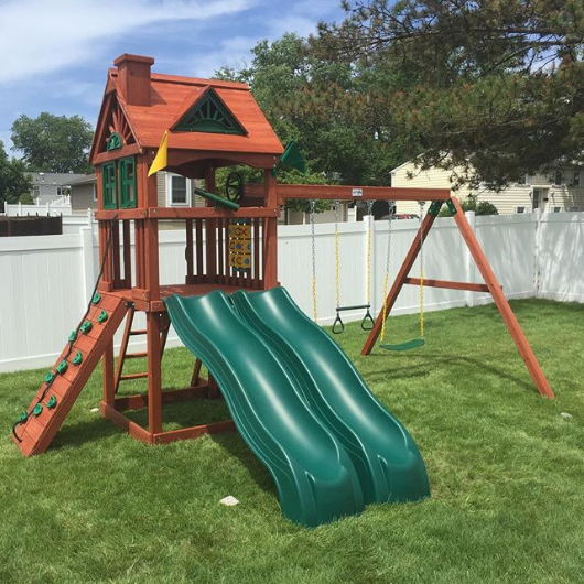 swing set with two slides