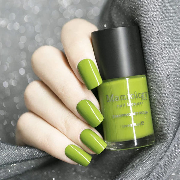 green nails trend combination coats season bunch hue mix gold features swirls