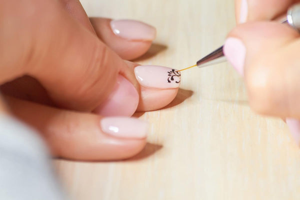 How To Use Nail Art Brushes