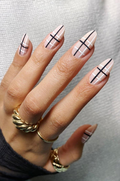 VEBONNY Nude Pink Long Coffin Press on Nails with Rhinestones, Smile of the  Clown Nails Design, Black Stars Pattern,White and Black French Tips Short  Stick on Nails for Halloween VEBONNY N-LT123 :