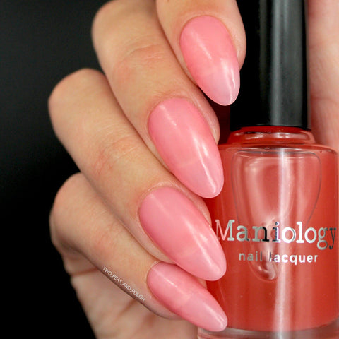 Jelly nails by @two_peas_and_polish using pink sheer nail polish