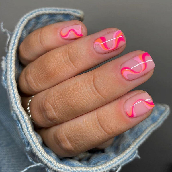 10 Oval Nail Designs to Copy Now