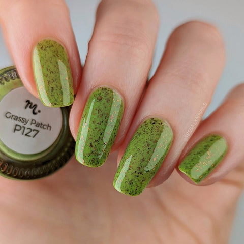Fresh grass green nails for picnic in the park