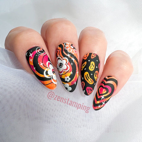 Funky Y2K nails by @zenstamping