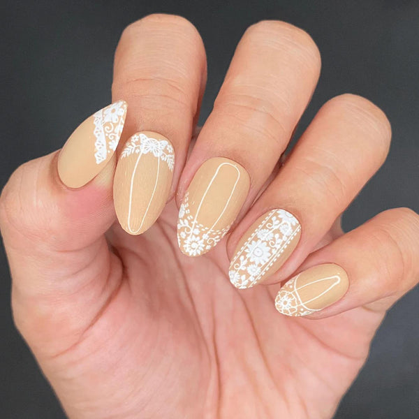 nude and white floral nail art from maniology special occasion prefer outfit nude nail designs