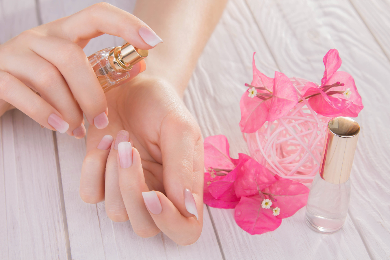 Add a subtle fragrance: Nail the Perfect Date Night Look – From Outfit to Date Night Nails