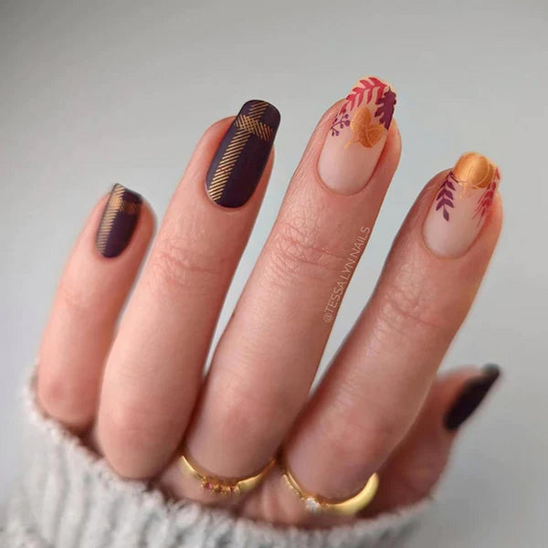 Aesthetic + Simple Plaid Nail Art — threesixtynails