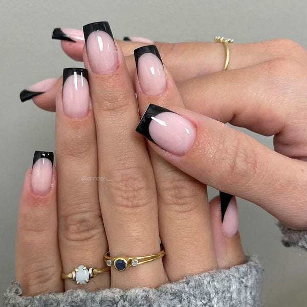 nails with black french tips