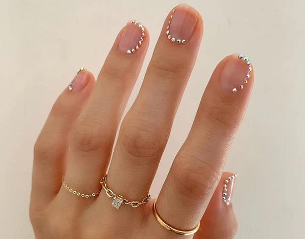 someone's natural nails with gems best fall nail design paint