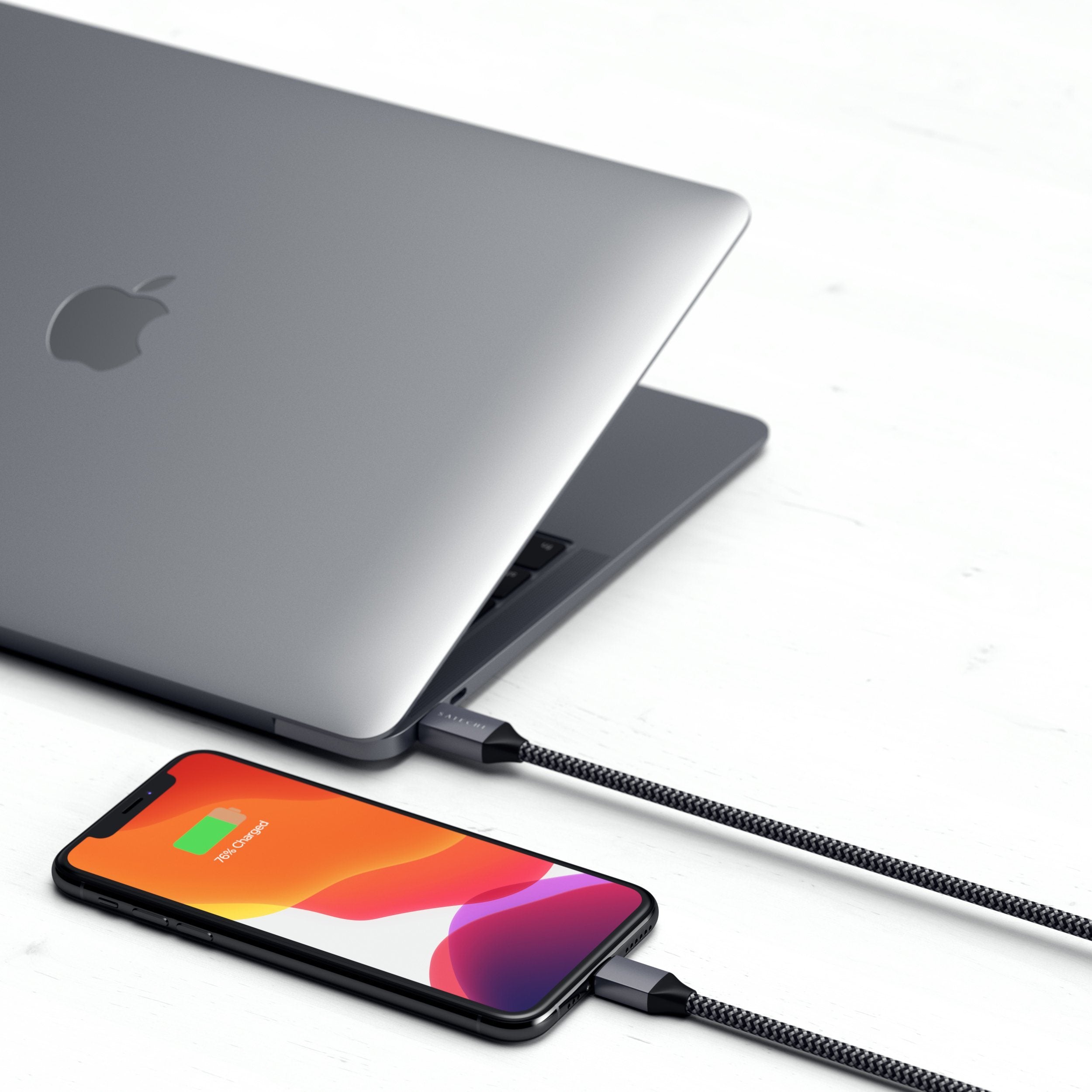 Cable Satechi Lightning USB-C a Cable de Carga Mfi 25cm - Gris