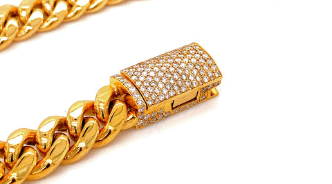 Shown above a 8mm cuban link with diamond sleek lock