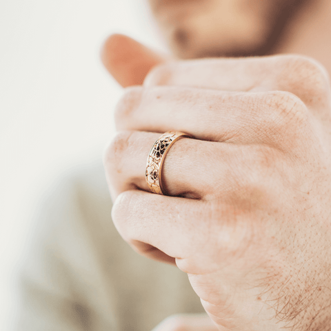Senco Gold & Diamonds Unique Unfilled Diamond Men's Ring : Amazon.in:  Jewellery