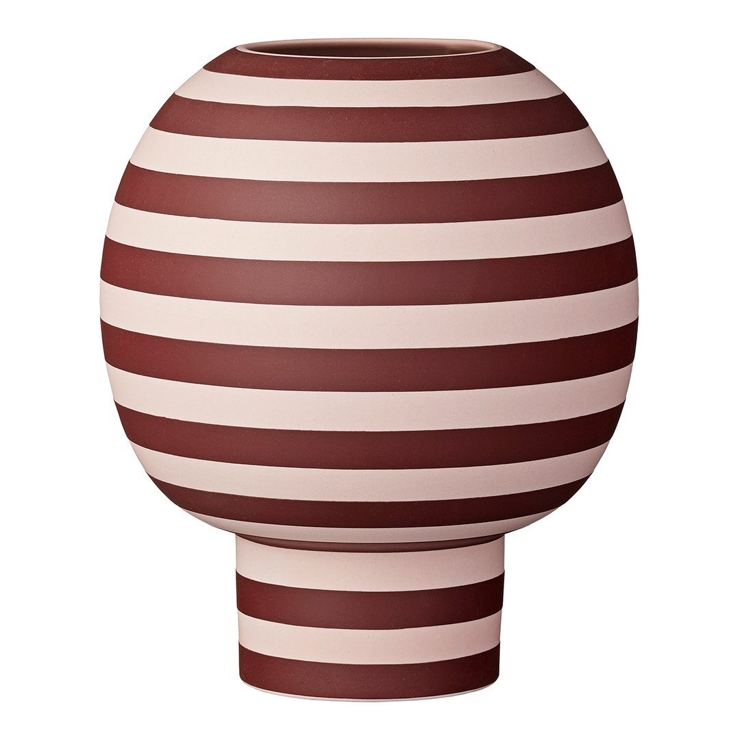 Varia Vase Design Public