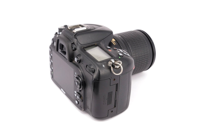 Used Nikon D7100 + 18-135mm Digital SLR Camera