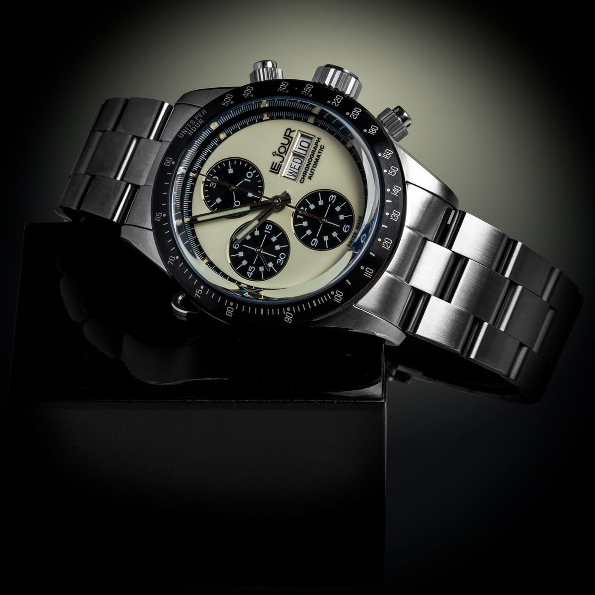 Le Jour's new Le Mans Chronograph IMG_4005_1200x