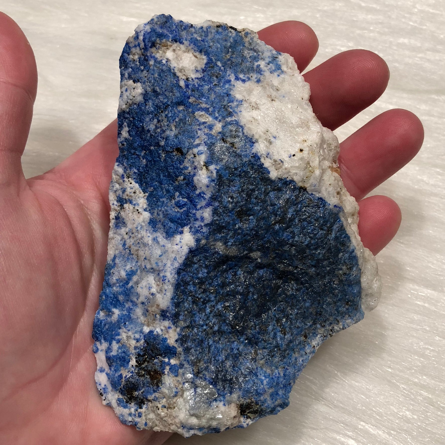 raw lapis lazuli