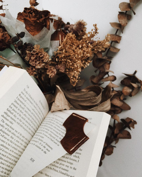 camel leather bookmark corner - photo by @crimeofrhyme