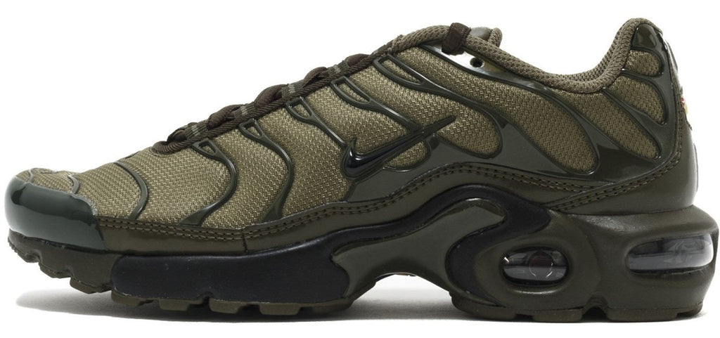 olive green air max plus womens