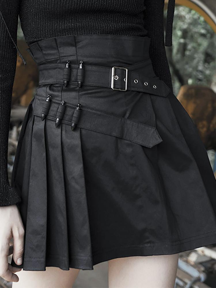 high waisted black skirt