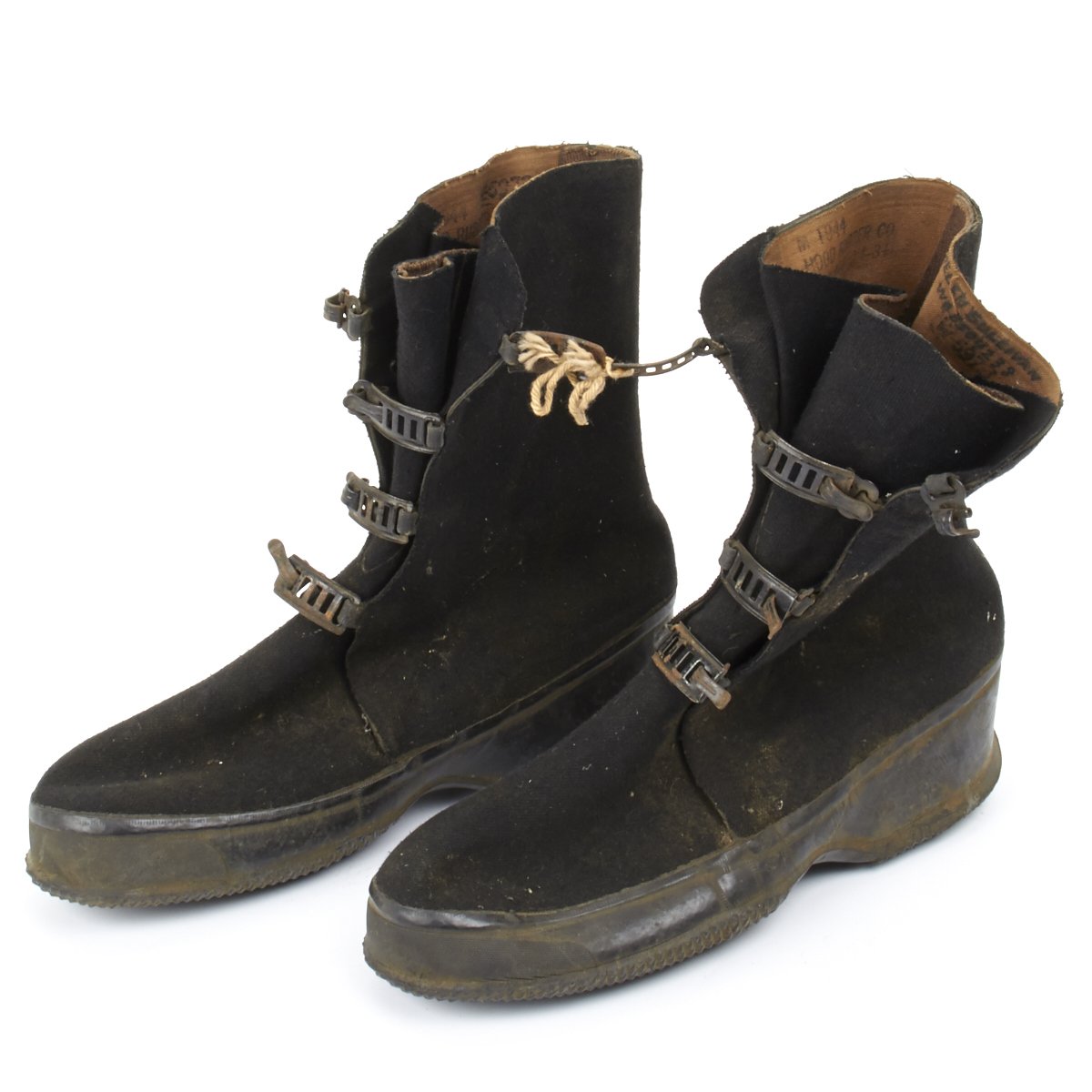buckle arctic boots