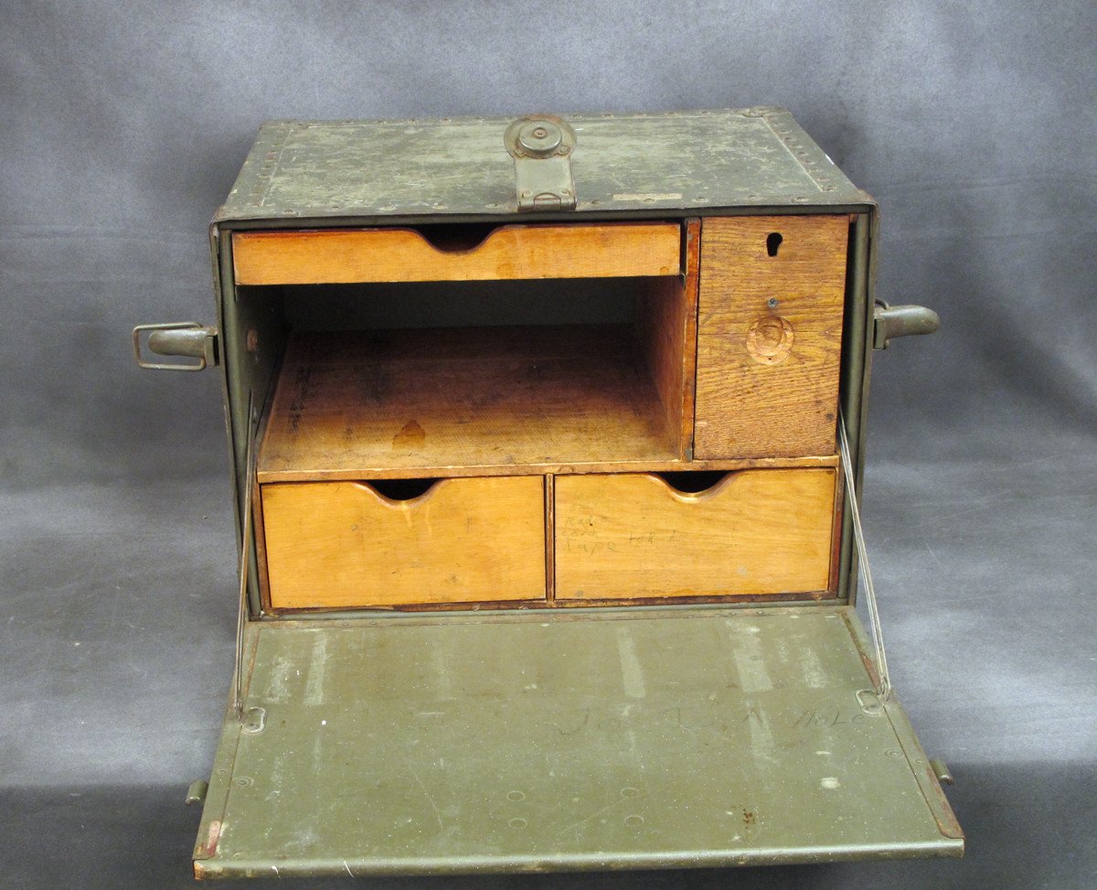 U S Wwii Army 1944 Dated Field Desk International Military Antiques