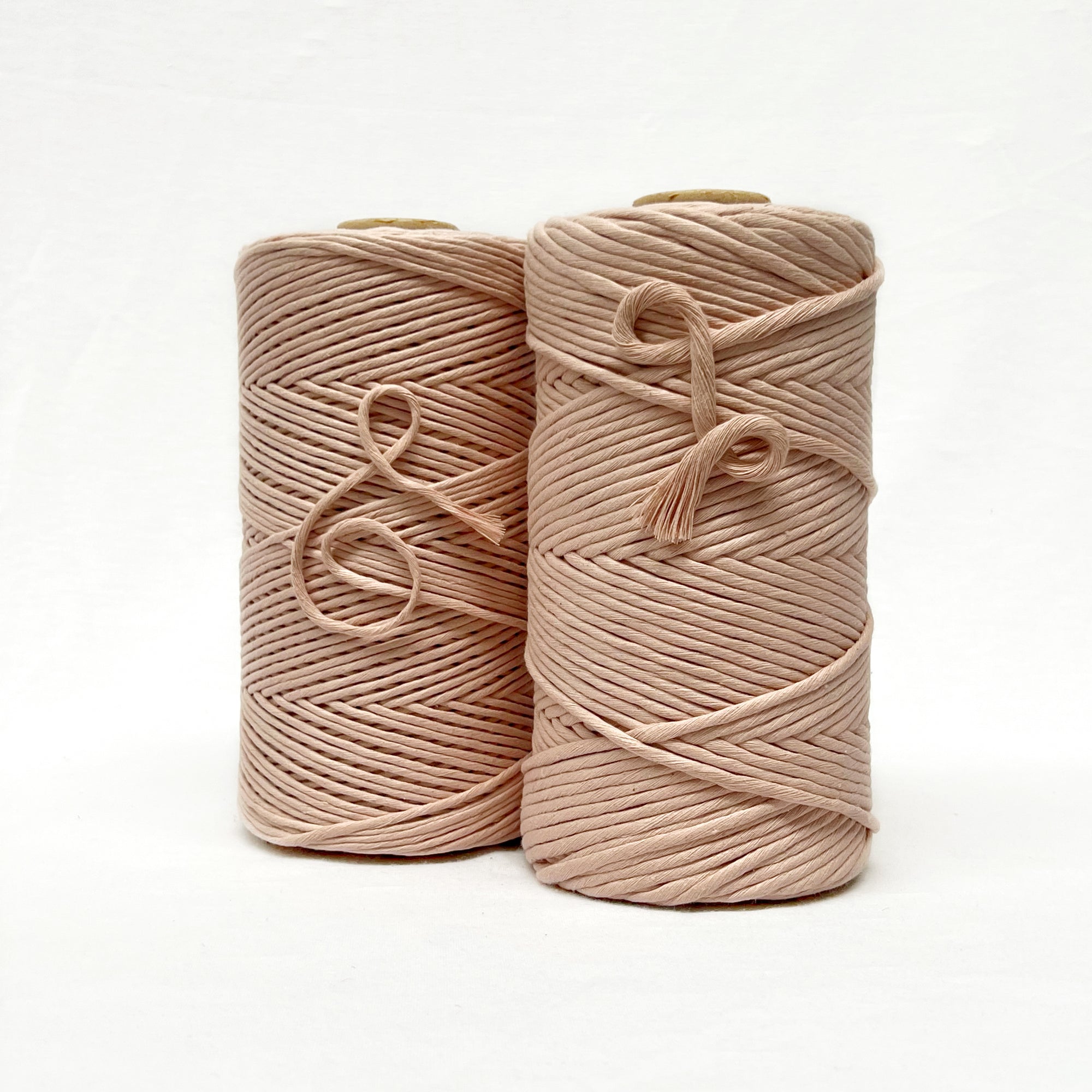 White Thick Cotton String 203 - ø4mm