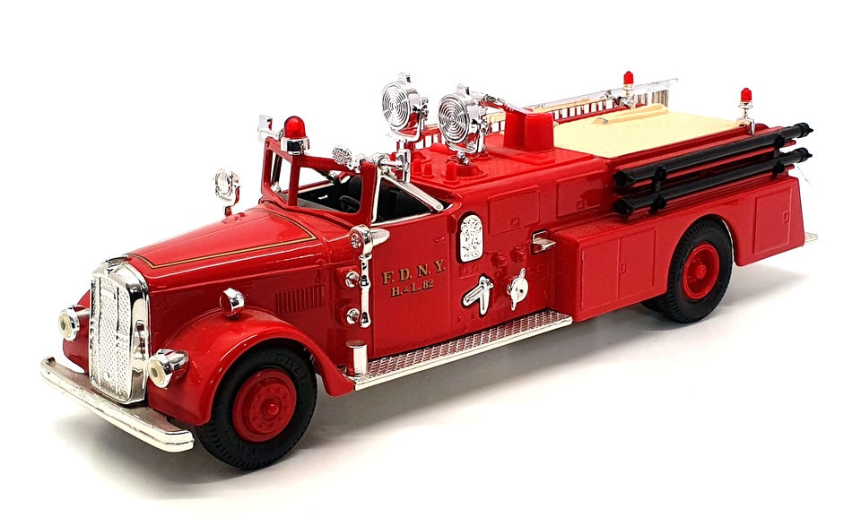 Ertl 1 30 Scale Diecast F827 1955 Ward Lafrance Fire Truck F D N Y R M Toys Ltd