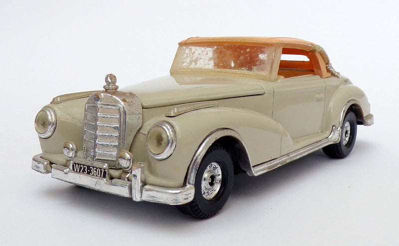 corgi mercedes benz 300s