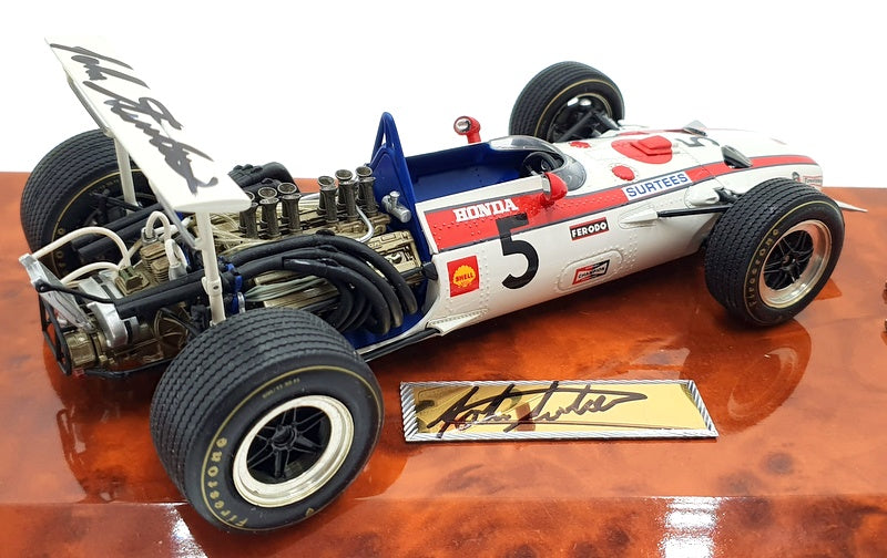 Ebbro 1/20 Scale Diecast DC01ASIGN Honda F1 RA301 1968 GP Signed With Case