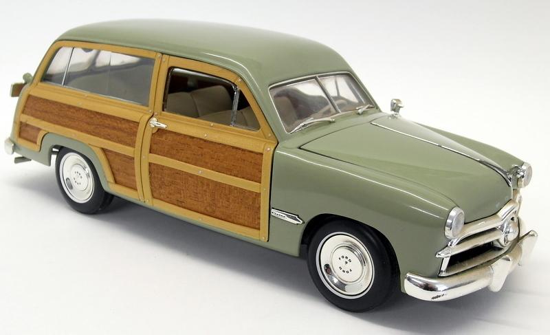 国内外の人気！ アメ車 ミニカー 1 18 フォード ウッディ Ford Woody 3