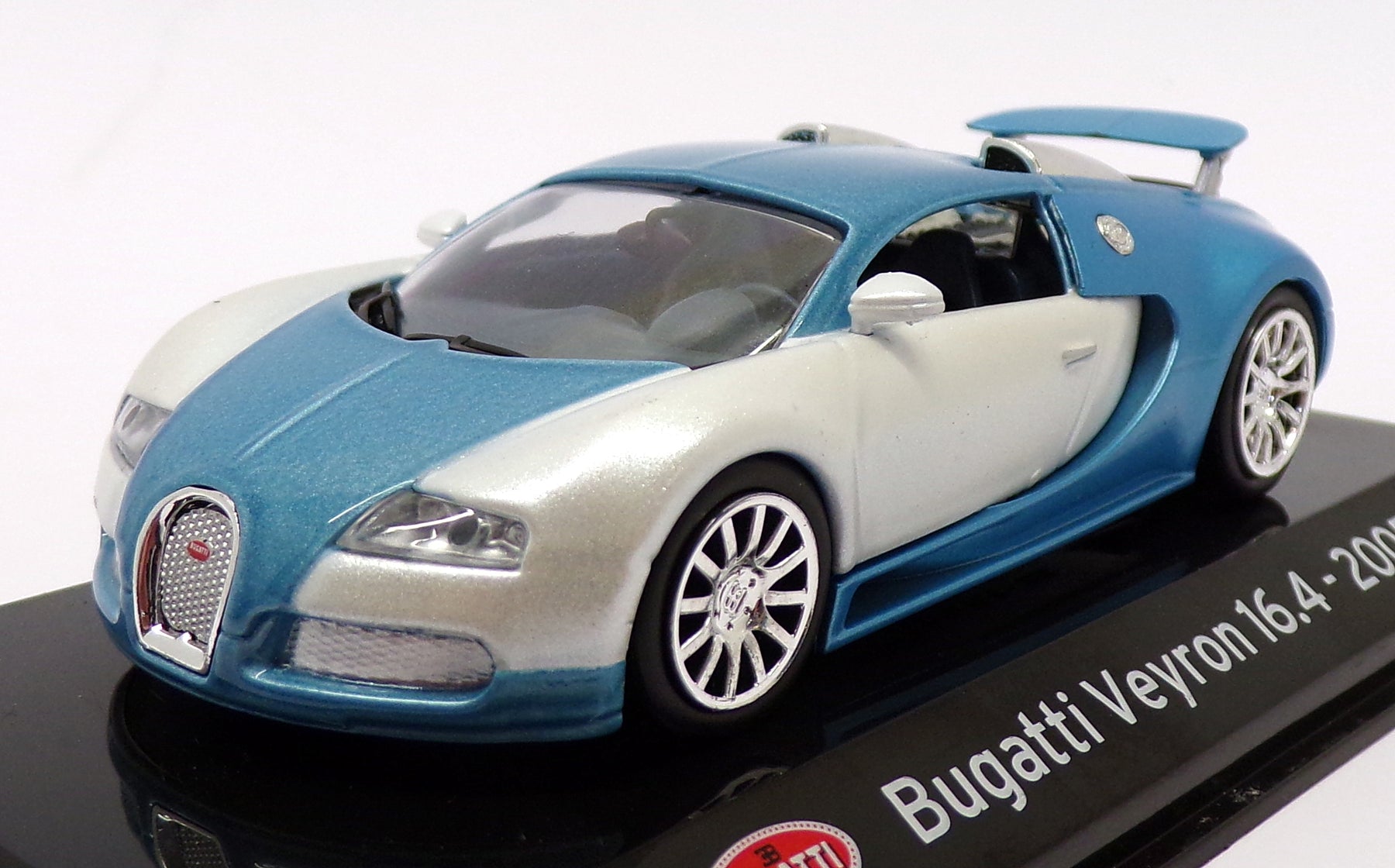 bugatti veyron grey