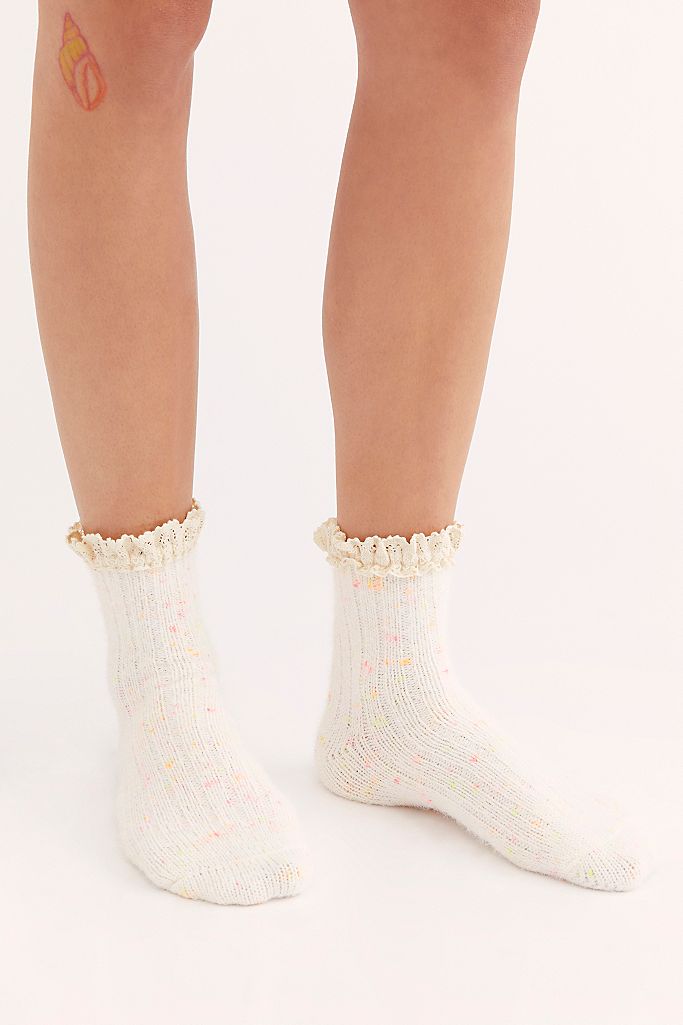 Free People Beloved Waffle Knit Ankle Socks – ROBBIE + CO.
