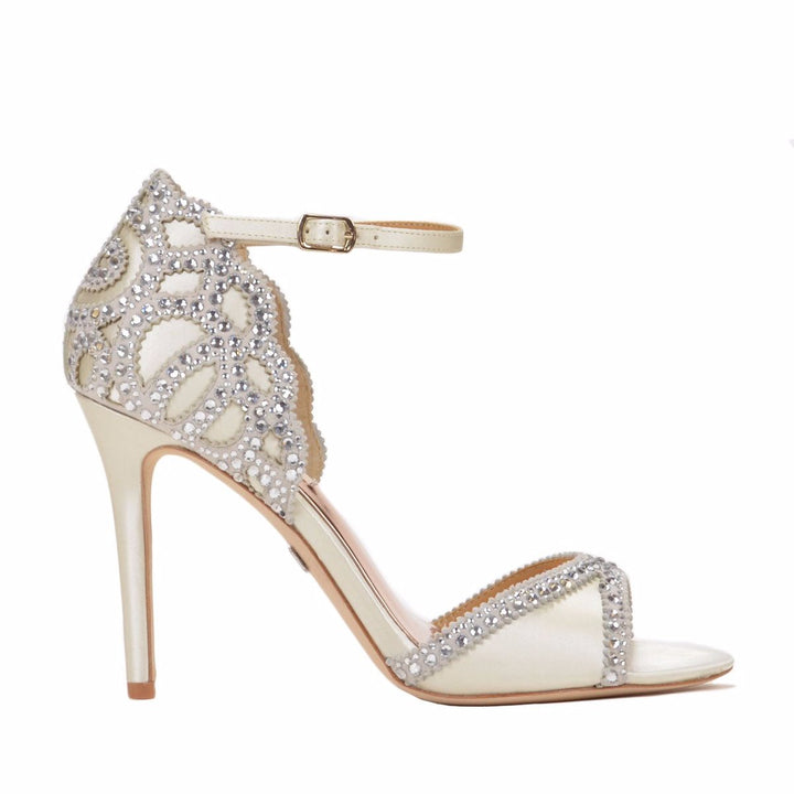 Roxy Shoe Ivory – The Little Pearl Company